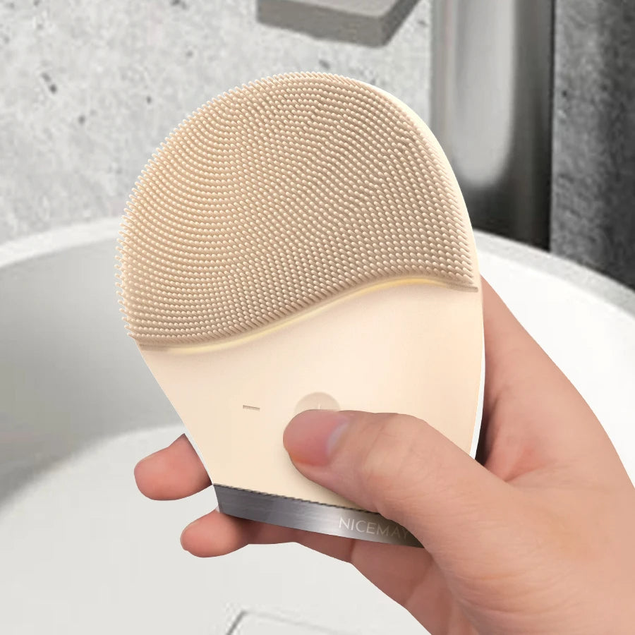 Electric Facial Cleansing Brush Multifunctional Face Cleanser Brush Exfoliator Massager Vibrating Face Scrubber Face Wash Brush